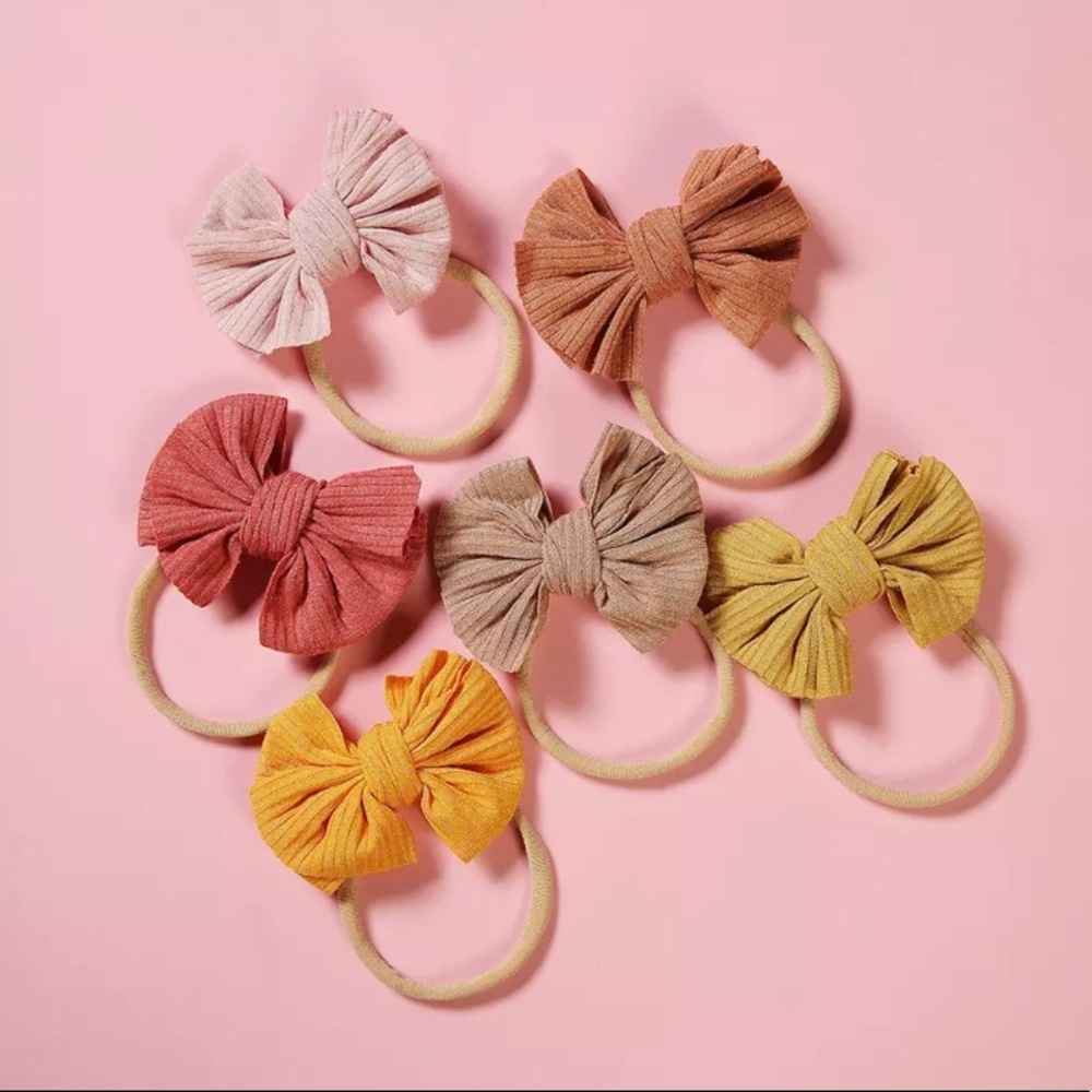 New Set of 3 Baby/Toddler set of Bows - Picture 2 of 3